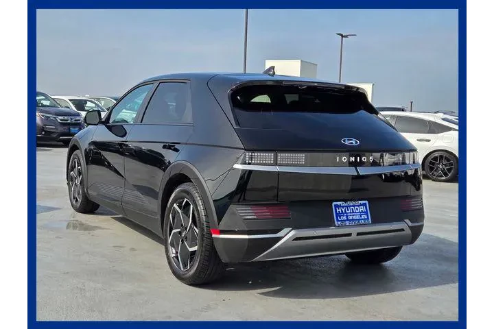 $29944 : Hyundai IONIQ 5 2024 SE 4dr image 10