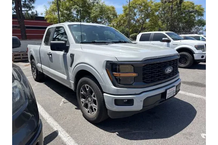 $32202 : Ford F-150 2024 4x2 STX 4dr image 10