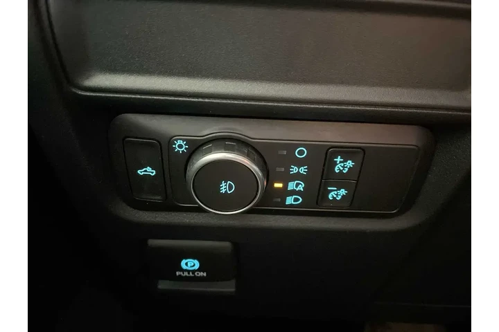 $28777 : Ford F-150 2021 4x4 XLT 4dr image 9