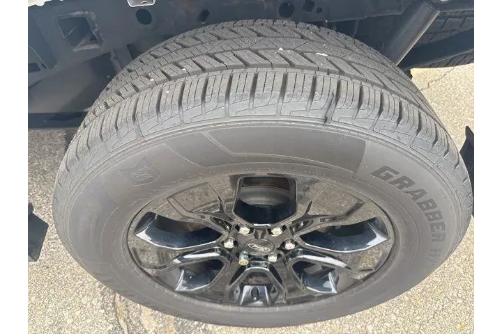$33413 : Ford F-150 2022 4x4 XL 4dr S image 7