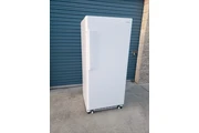 $450 : Danby Upright Freezer 17 Cu ft thumbnail