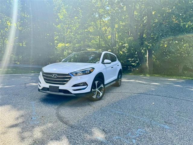 $10995 : 2017 HYUNDAI TUCSON2017 HYUND image 6