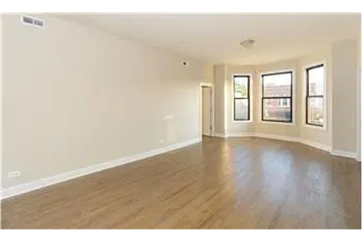 $3295 : Rental property with 3 bedro image 2