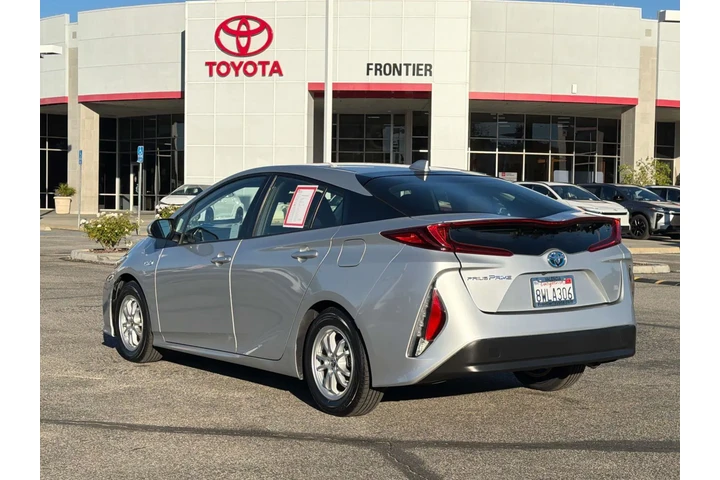 $22580 : Toyota Prius Prime 2021 LE 4 image 5