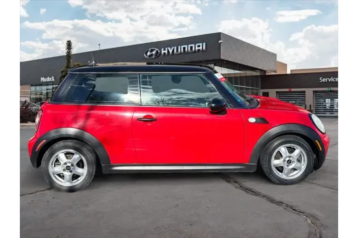 $4985 : MINI Cooper 2009 Base 2dr Ha image 6