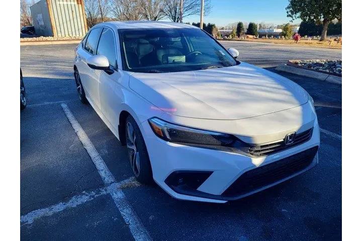 $25917 : Honda Civic 2023 Touring 4dr image 3