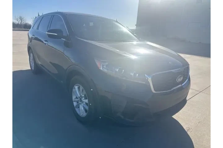 $14030 : Kia Sorento 2020 AWD LX 4dr image 3
