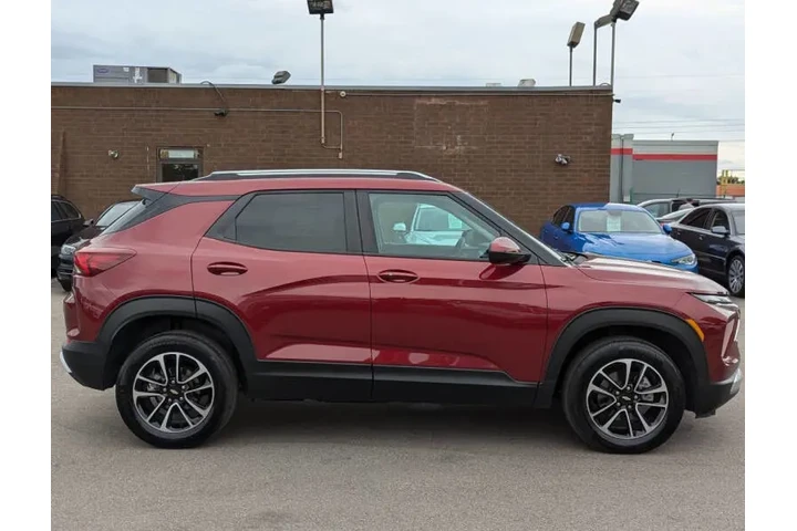 $18985 : 2024 TrailBlazer LT image 4