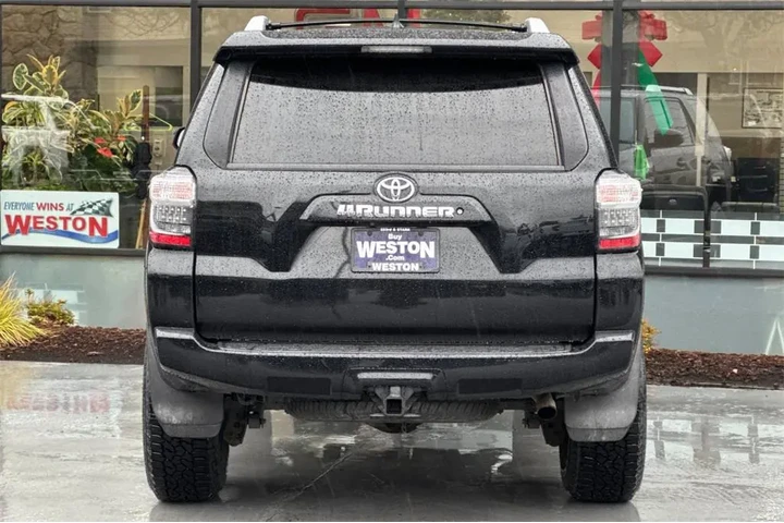 $28903 : Toyota 4Runner 2016 4x4 SR5 image 5