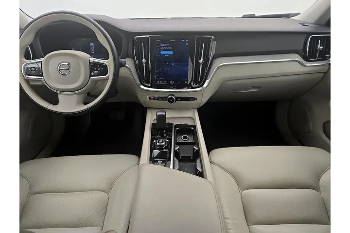 $23998 : Volvo S60 2024 B5 Plus Dark image 9