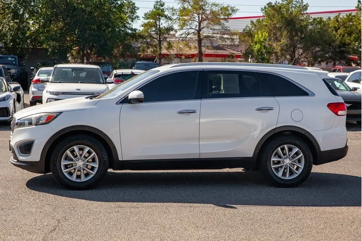 $12499 : 2017 Sorento 3.3L LX image 8