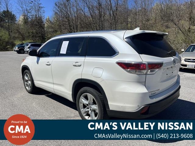 $25795 : PRE-OWNED 2016 TOYOTA HIGHLAN image 7
