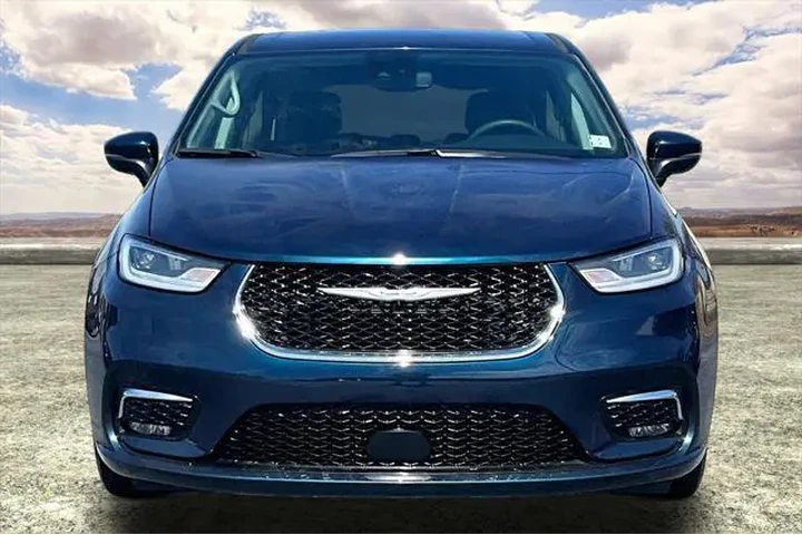 $23991 : Chrysler Pacifica 2023 Touri image 2