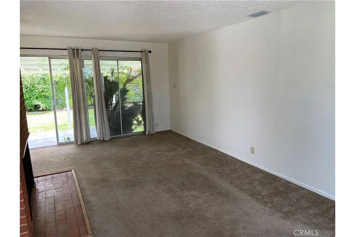 $1095 : 17628 Kornblum Ave, Torrance, image 3