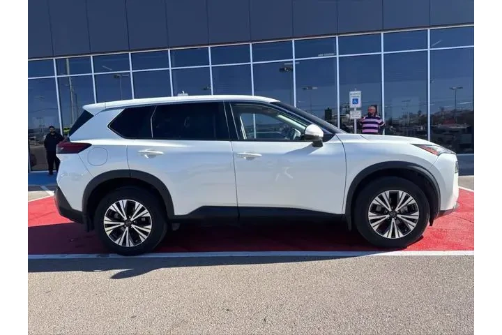 $20991 : Nissan Rogue 2022 SV 4dr Cro image 4