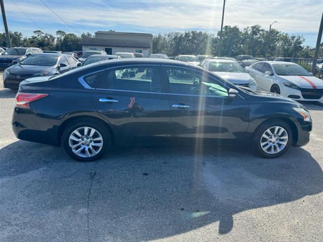 $6797 : 2015 Altima 2.5 S image 4