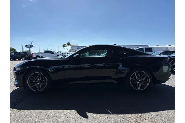 $29197 : Ford Mustang 2024 EcoBoost P image 2