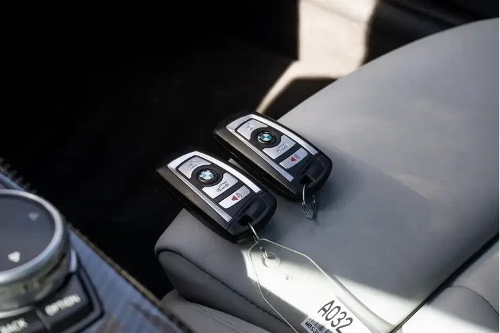 $38477 : BMW M4 2015 2dr Convertible image 3