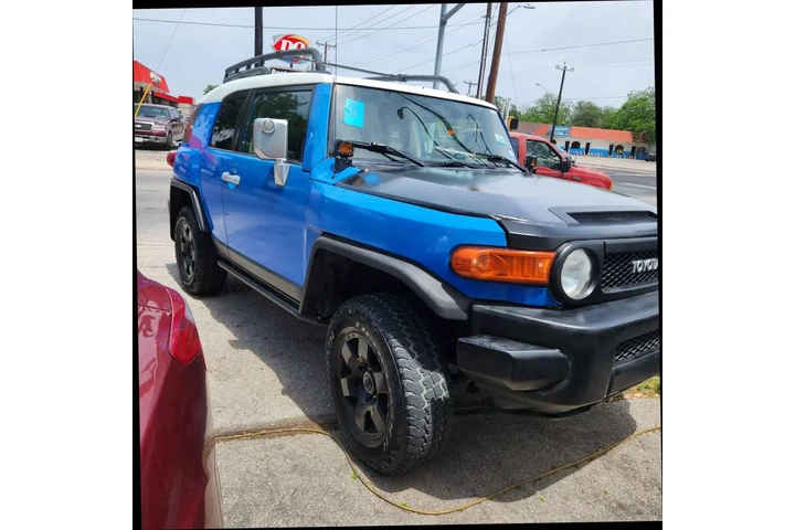 $9990 : 2007 TOYOTA FJ CRUISER2007 TO image 2