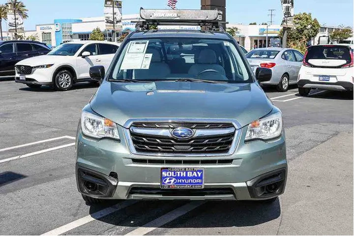 $13498 : Subaru Forester 2018 AWD 2.5 image 2