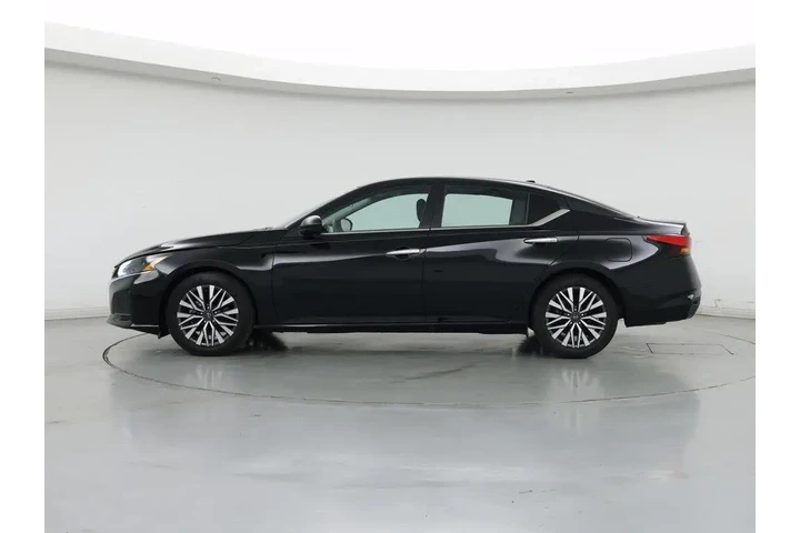 $22998 : Nissan Altima 2025 2.5 SV 4d image 3