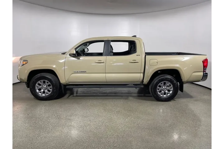 $25995 : Toyota Tacoma 2016 4x2 SR5 V image 6