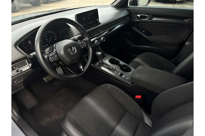 2025 Civic Sport image 6