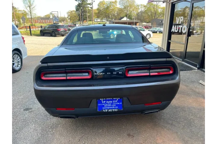$16999 : 2017 Challenger SXT image 6