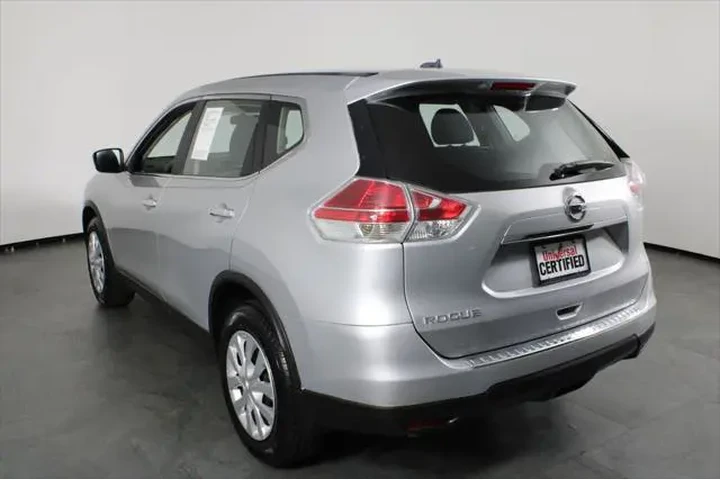 $8242 : Nissan Rogue 2015 S 4dr Cros image 3