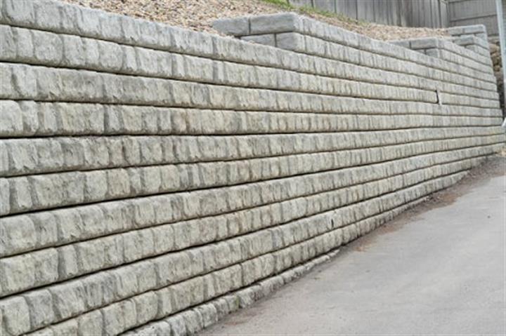 Retaining Wall Services image 1