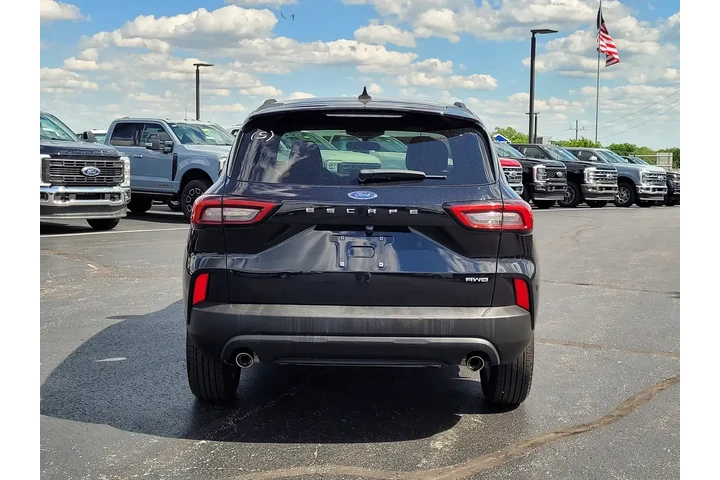 $25958 : Ford Escape 2025 AWD ST-Line image 5