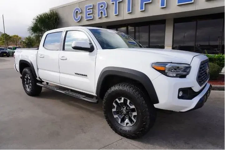 $39688 : Toyota Tacoma 2023 4x4 TRD P image 1