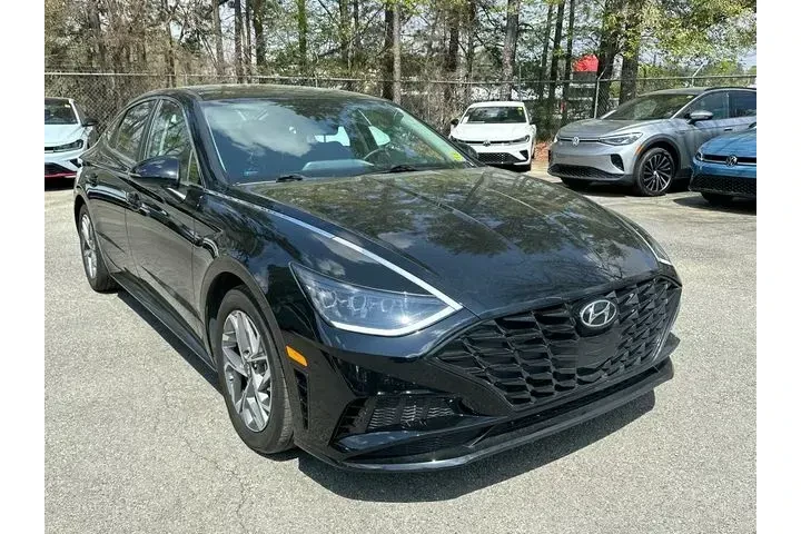 $20812 : Hyundai SONATA 2023 SEL 4dr image 3