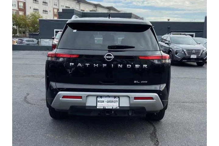 $33995 : Nissan Pathfinder 2025 AWD S image 5