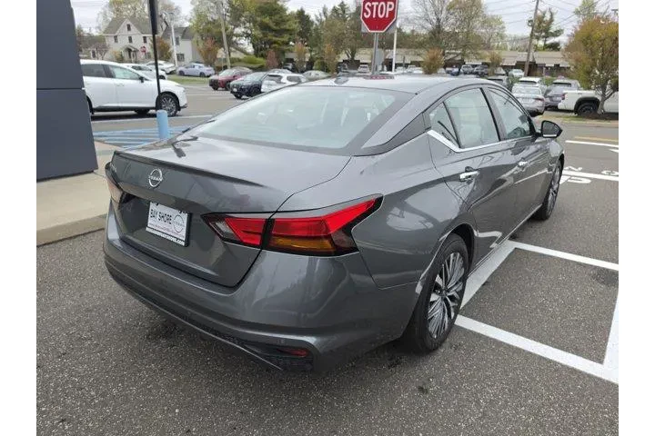 $19279 : Nissan Altima 2025 2.5 SV 4d image 7