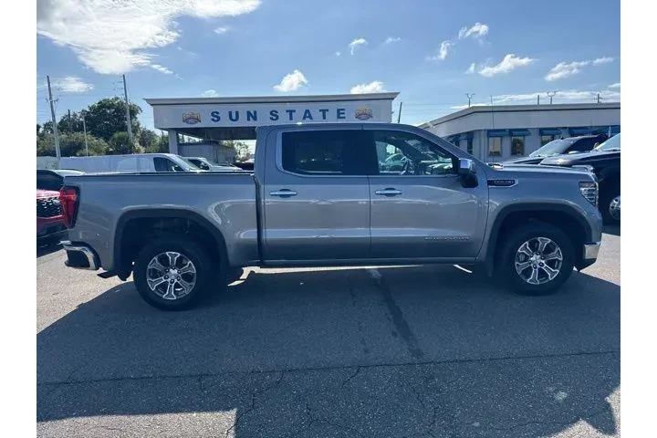 $39996 : GMC Sierra 1500 2025 4x2 SLT image 4
