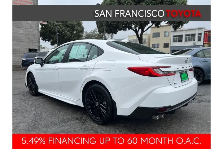 $29988 : Gold Certified2025 Camry SE image 3