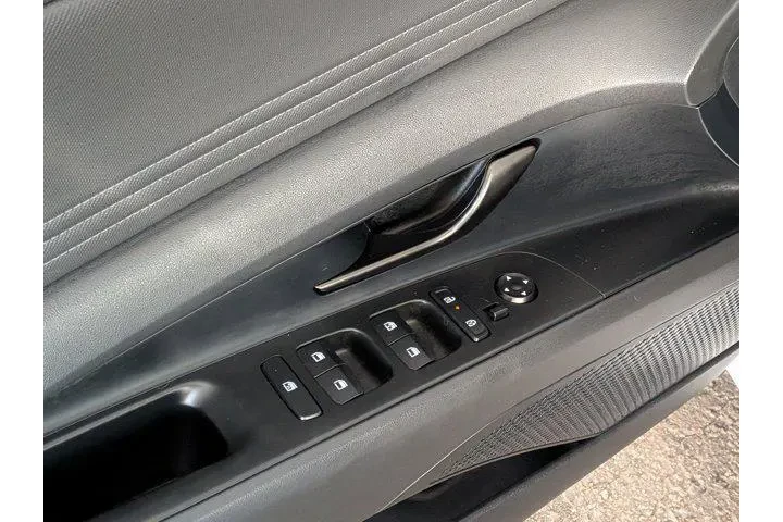 $26977 : Hyundai ELANTRA Hybrid 2025 image 9