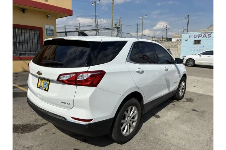 2018 Equinox LT image 7
