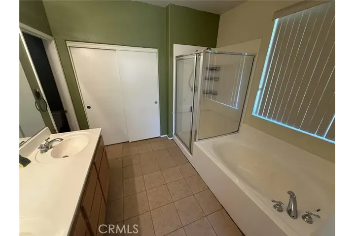 $2450 : BELL GARDENS CASA $2450 image 4