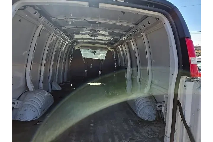 $22314 : GMC Savana 2023 2500 3dr Ext image 5