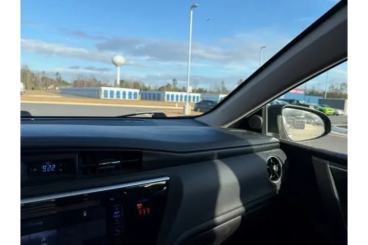 $11500 : Toyota Corolla 2018 XLE 4dr image 10