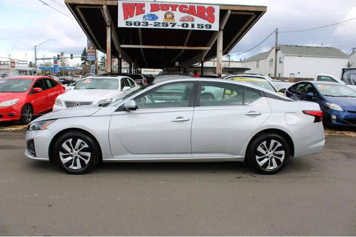 $13495 : 2023 Altima 2.5 S Sedan image 3