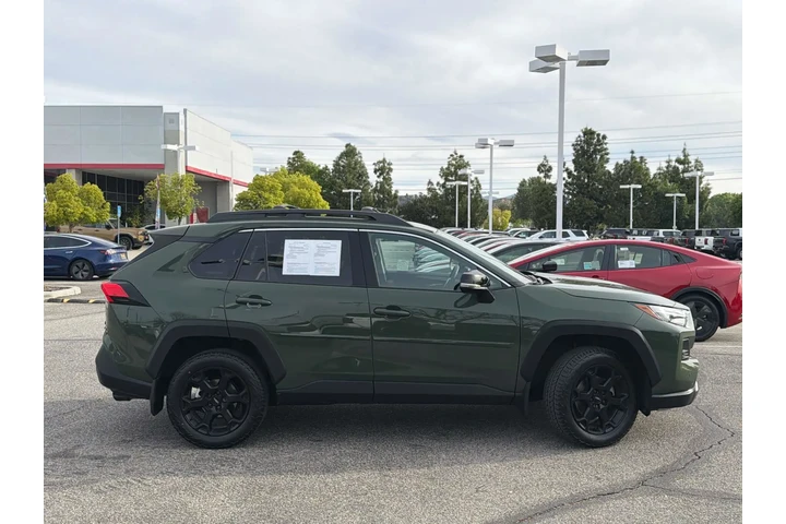 $38478 : Toyota RAV4 2024 AWD TRD Off image 3
