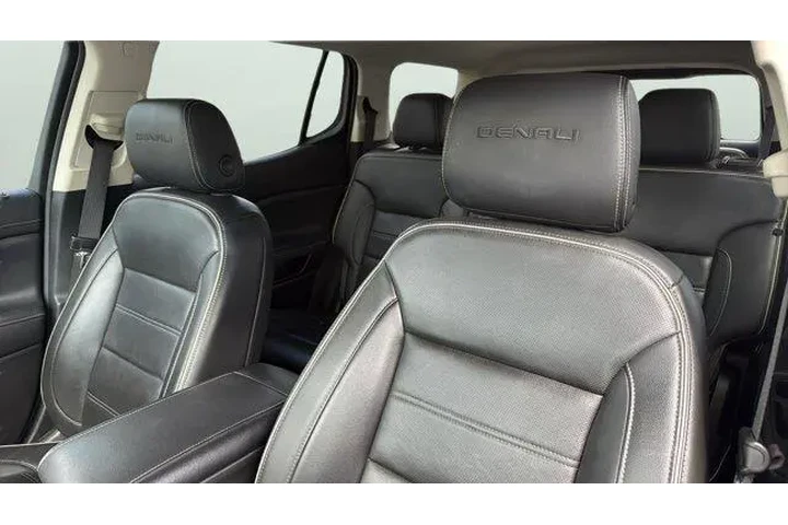 $34181 : GMC Acadia 2023 Denali 4dr S image 10