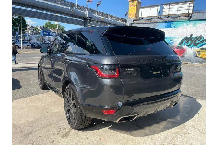 Land Rover Range Rover Sport image 7