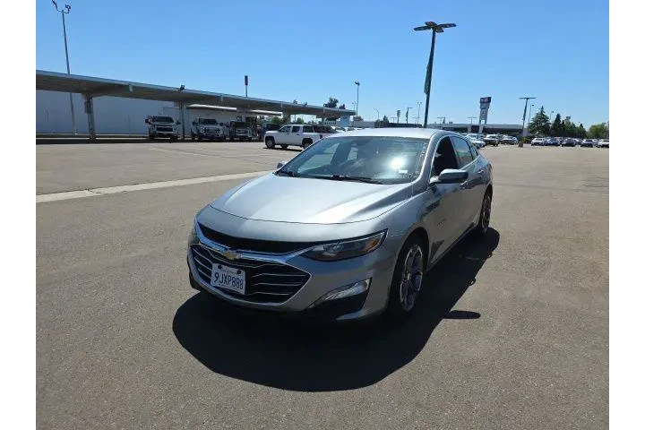 $19775 : Chevrolet Malibu 2024 LT 4dr image 3
