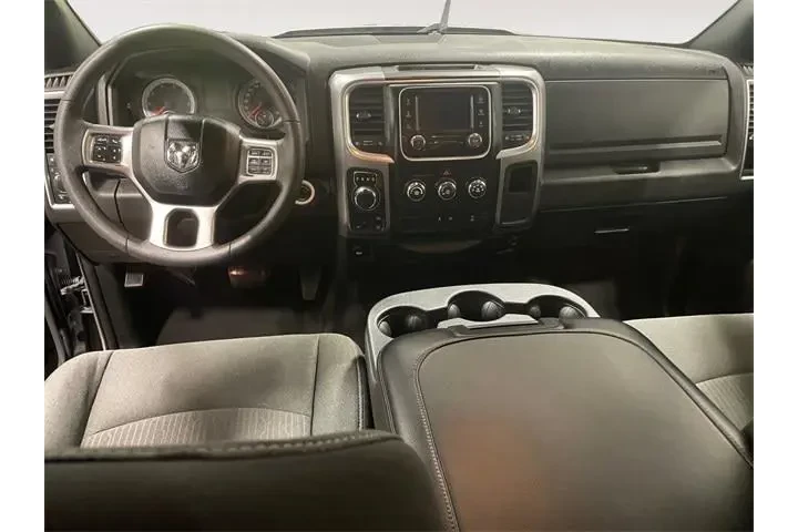 $36988 : Ram 1500 Classic 2024 4x4 SL image 9