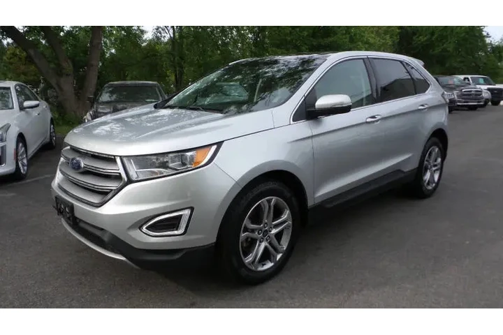 $12675 : 2017 Edge Titanium image 2