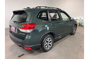 $27880 : Subaru Forester 2022 AWD Pre thumbnail